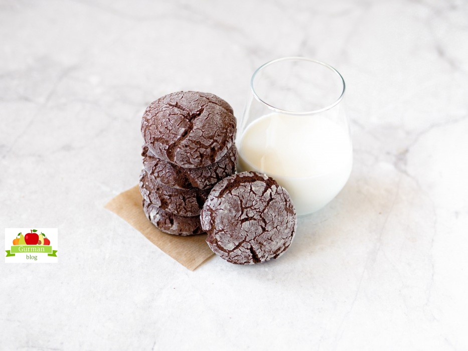 Шоколадное печенье с какао