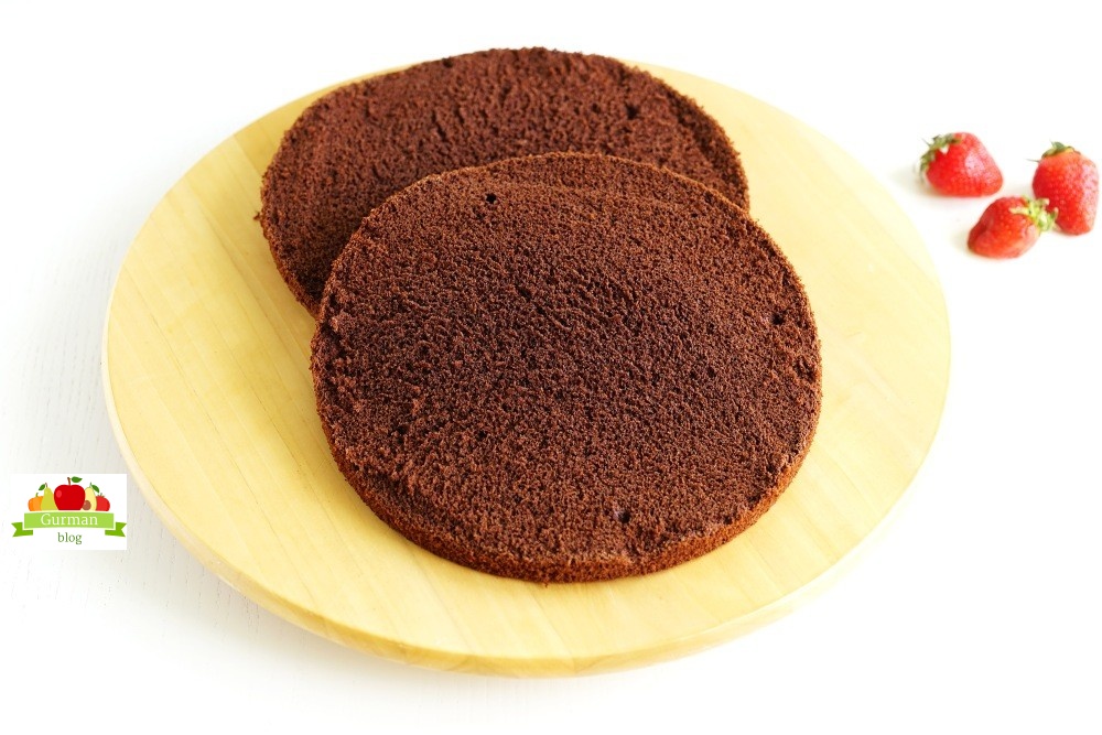 Шоколадный бисквит для торта