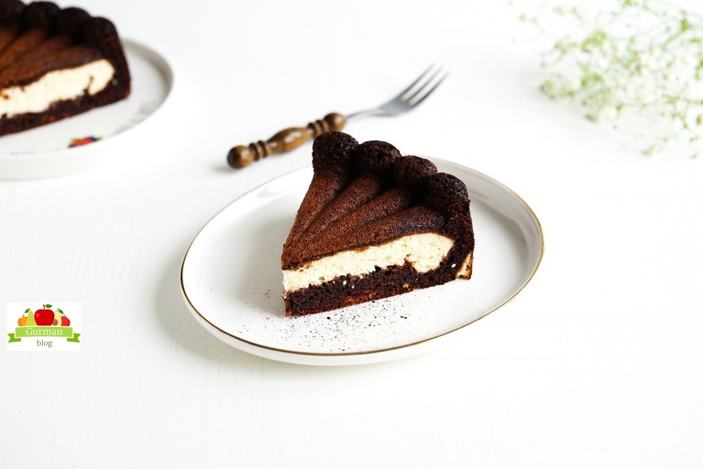 Шоколадный кекс с творогом