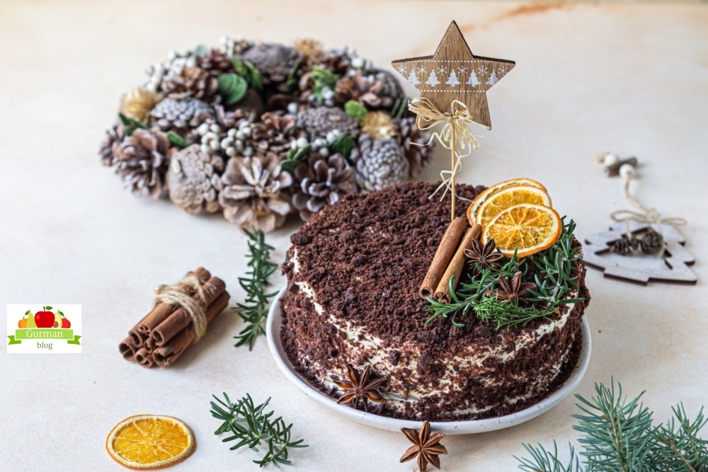 Шоколадный медовик с апельсиновым кремом