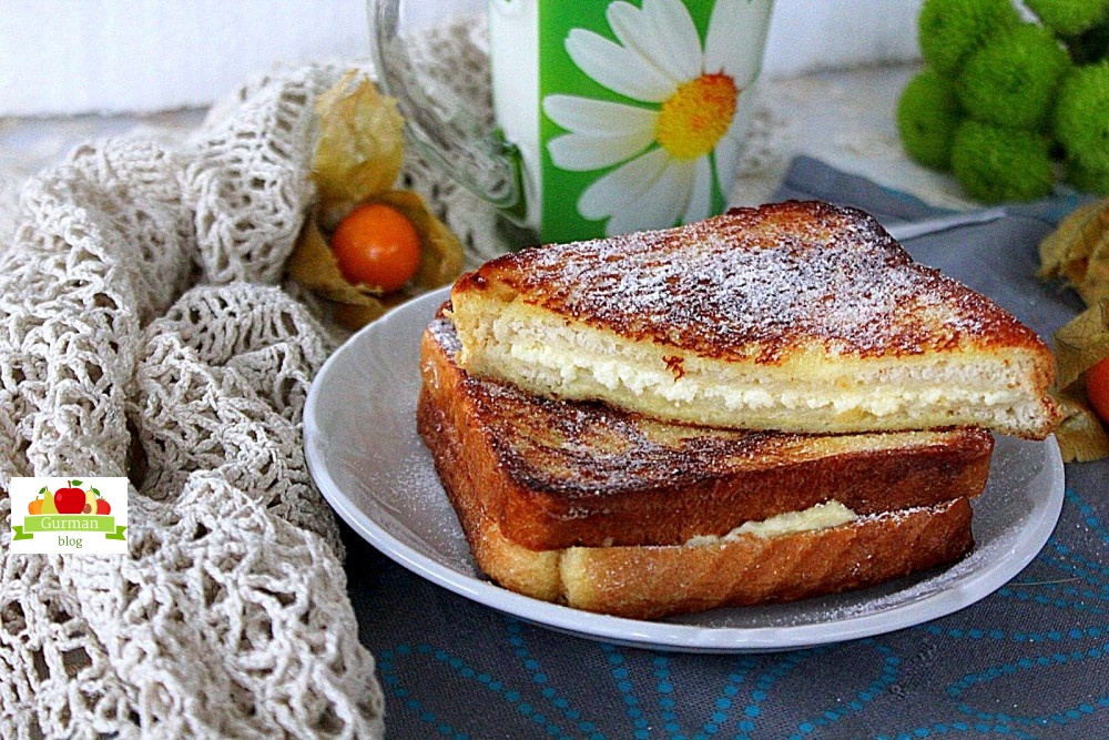 Сладкие гренки с творогом на завтрак