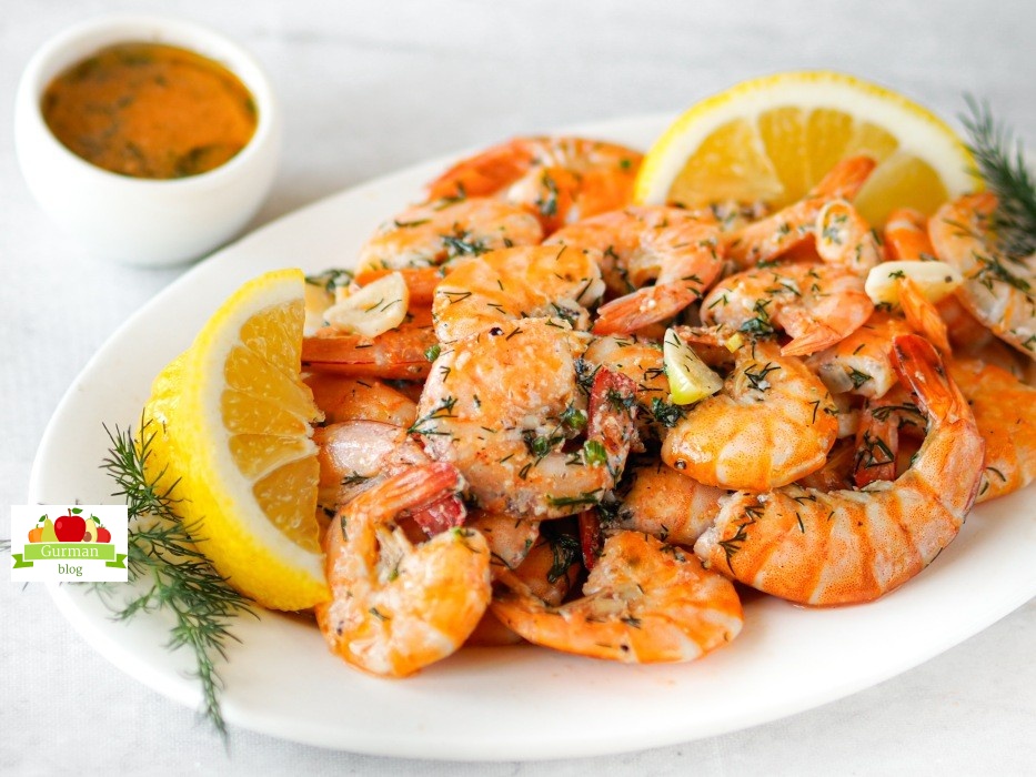 Сливочные креветки: рецепт на сковороде с чесноком