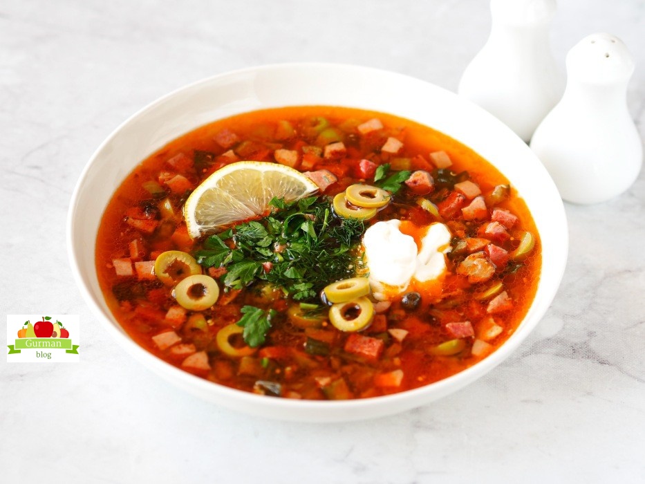 Солянка: рецепт с колбасой