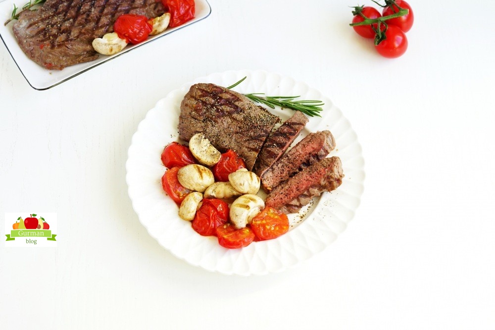 Стейк из говядины на гриле к 23 февраля