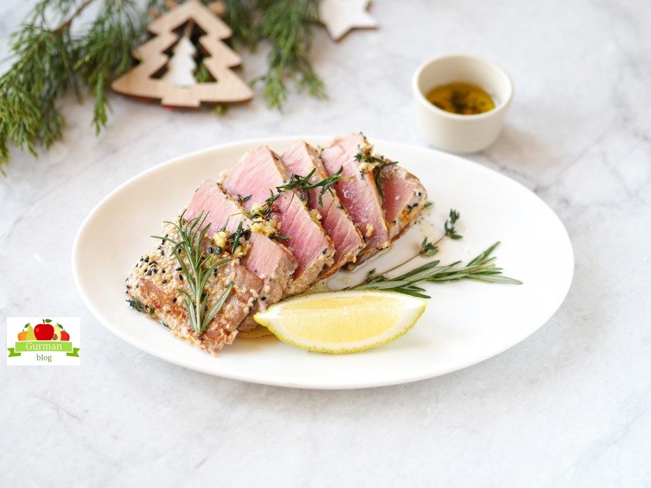 Стейк из тунца на Новый год