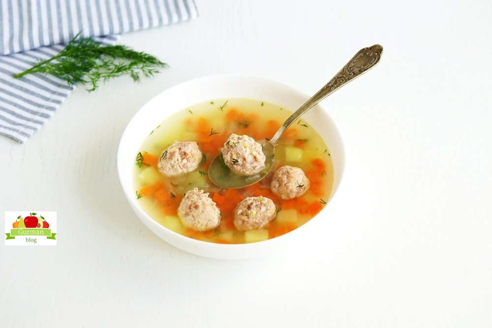 Суп с фрикадельками для детей