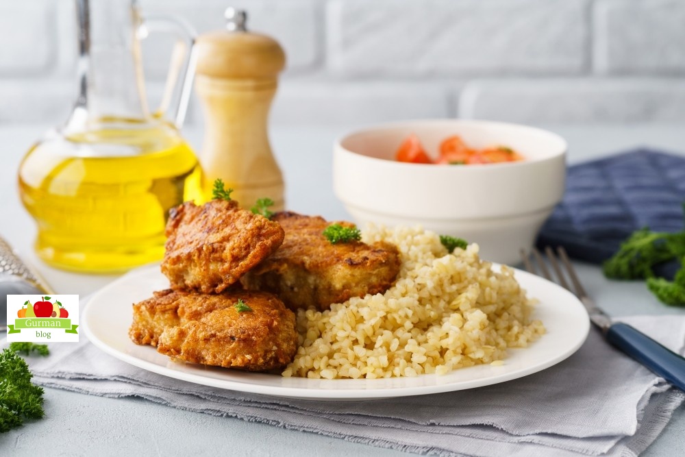 Сырные наггетсы из куриного филе с булгуром