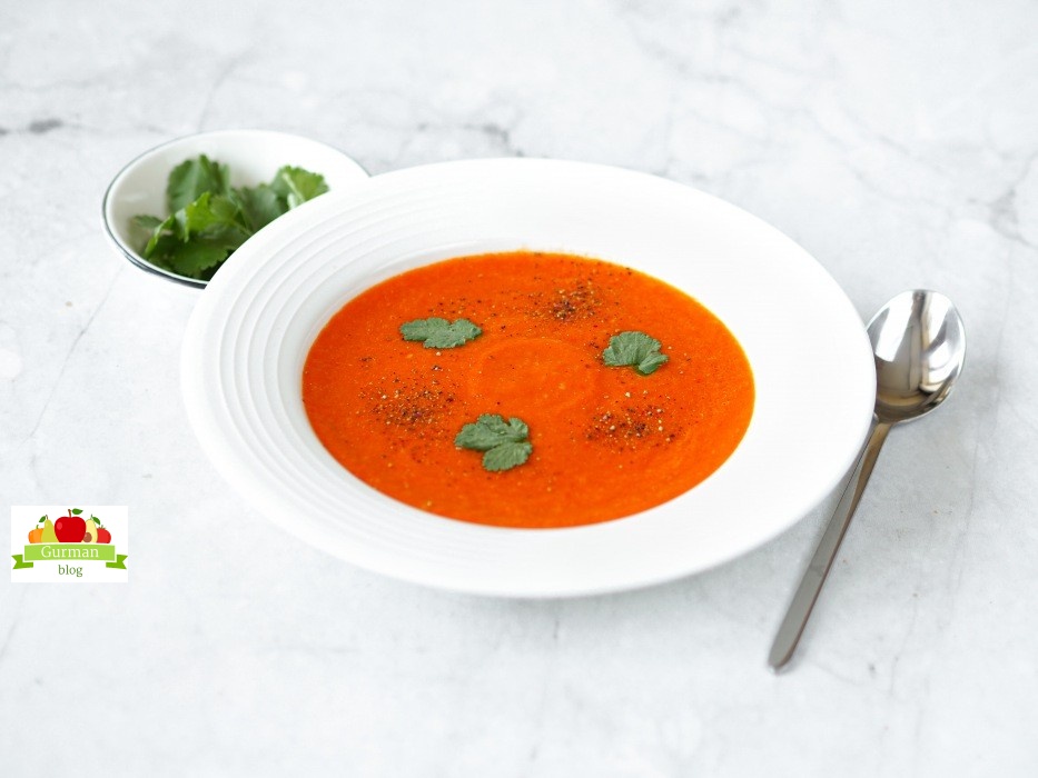 Томатный суп-пюре из свежих помидоров