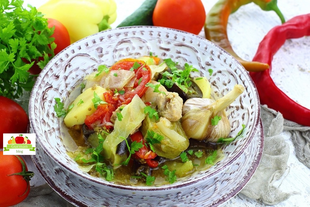 Томленое мясо с овощами