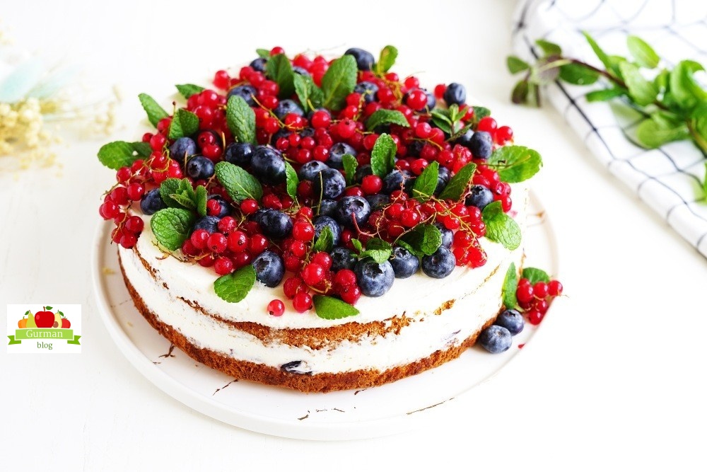 Торт на 8 Марта