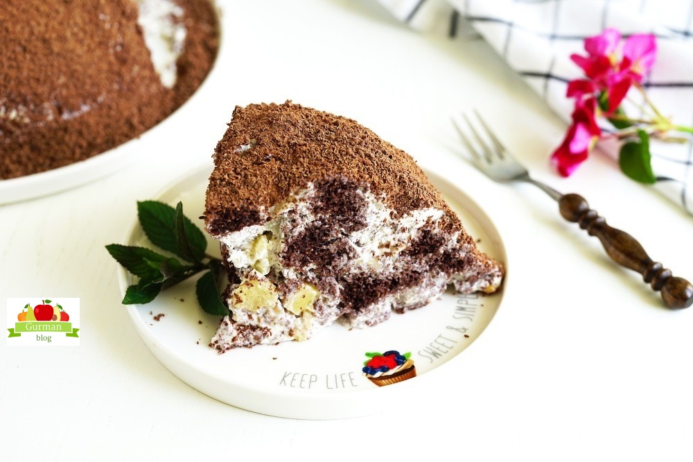 Торт с ананасами и грецкими орехами