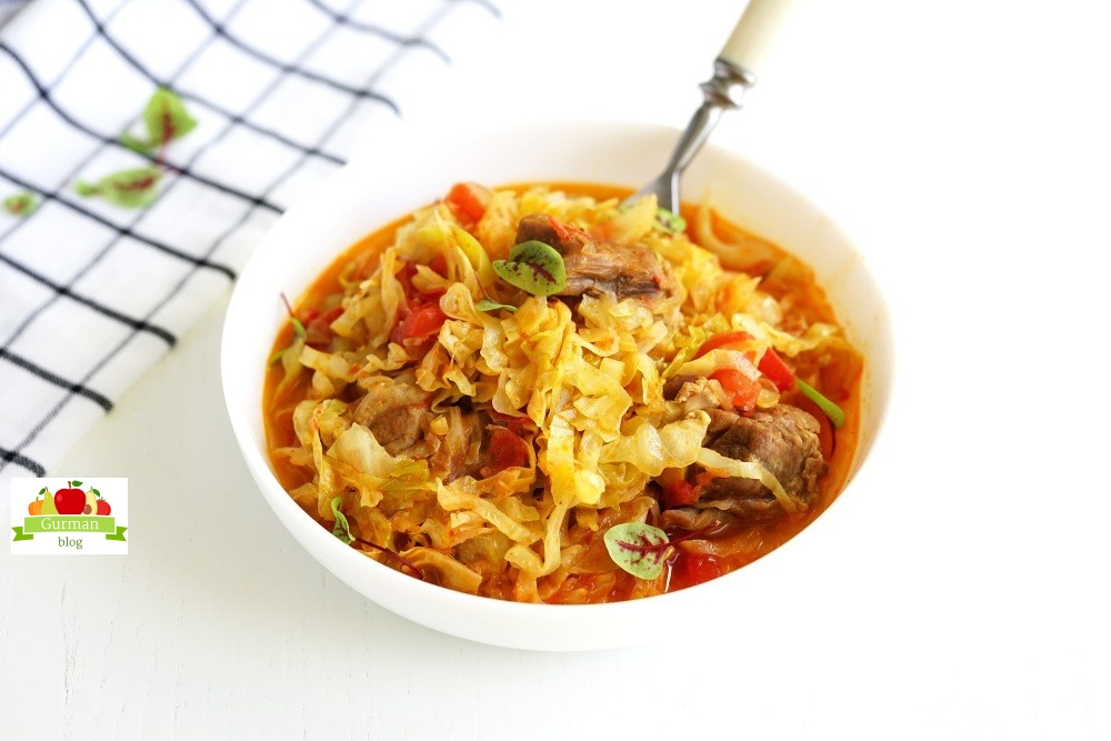 Тушеная капуста с мясом