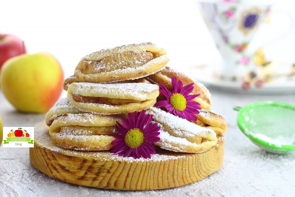 Творожное печенье с яблоками