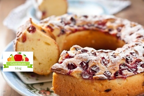 Творожный кекс с крыжовником