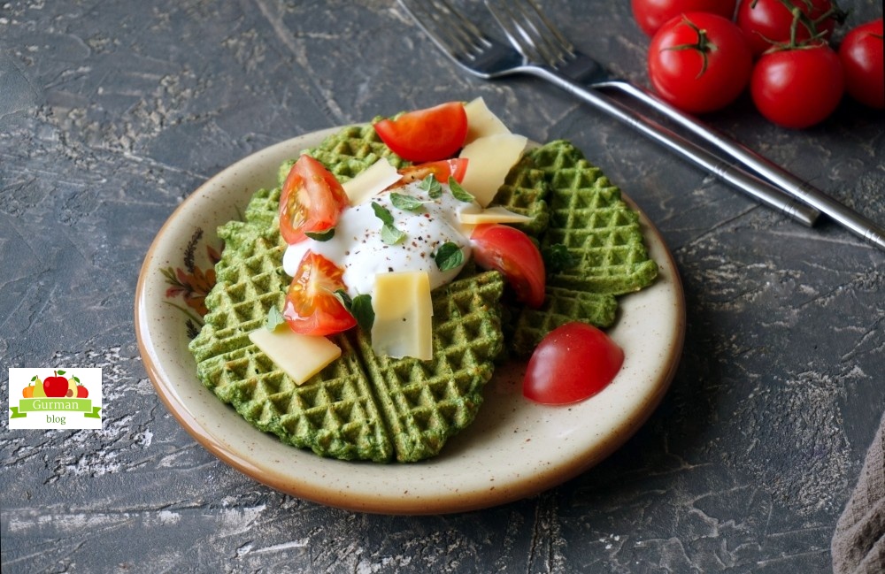 Вафли с сыром и шпинатом