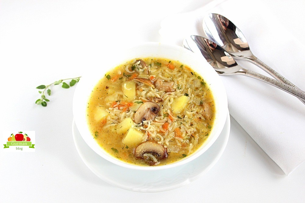 Вкусный суп без мяса с рисом