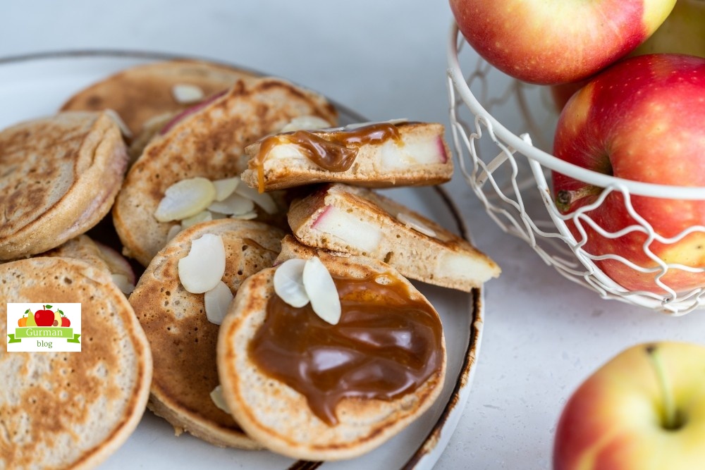 Яблочные оладьи