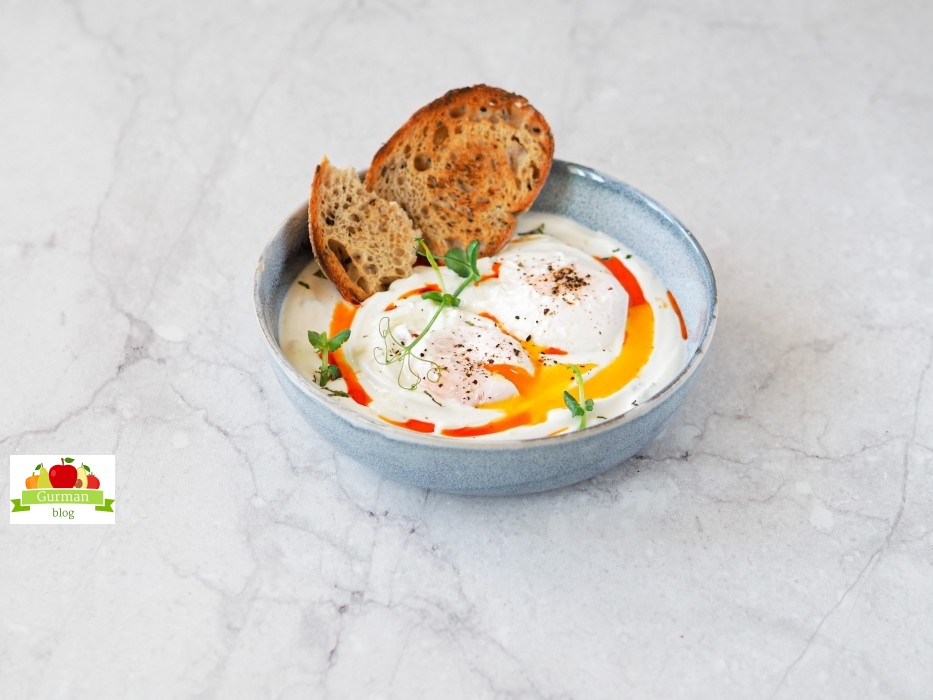 Яйца по-турецки