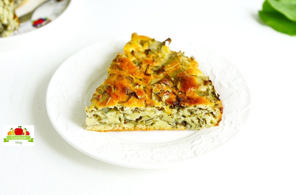 Заливной пирог со щавелем