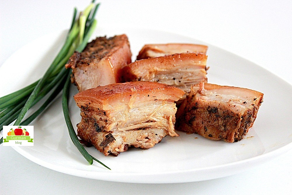 Запеченное сало в духовке в фольге