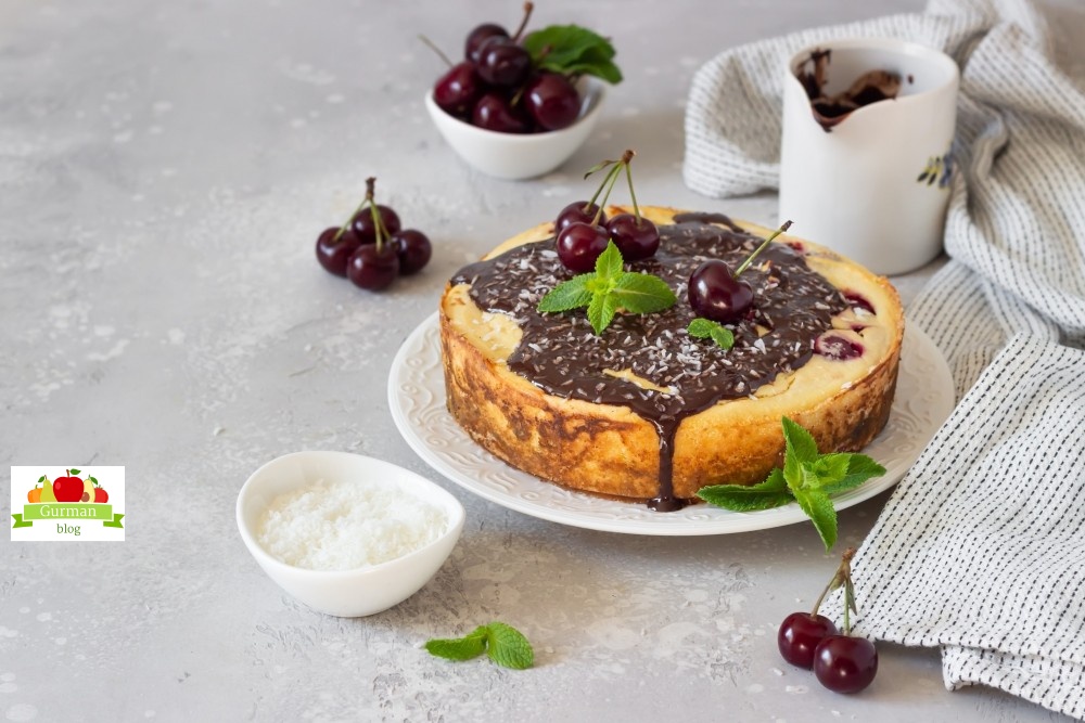 Запеканка с рикоттой и вишней