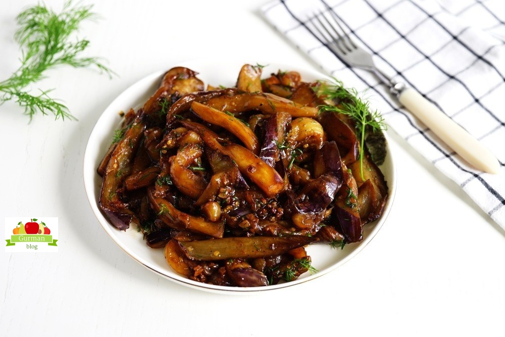 Жареные баклажаны в соевом соусе