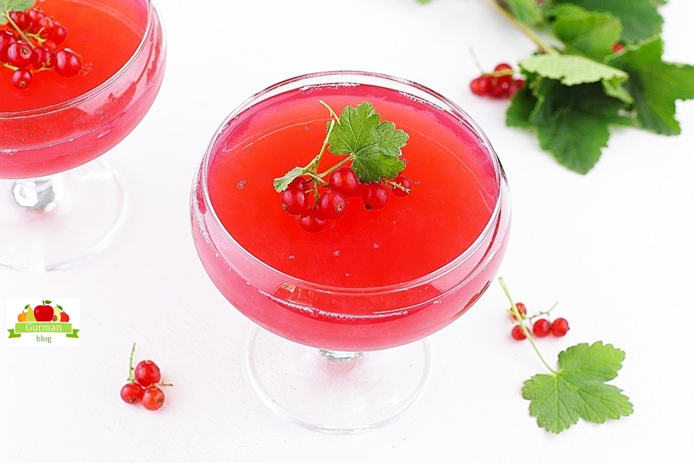 Желе из красной смородины с желатином